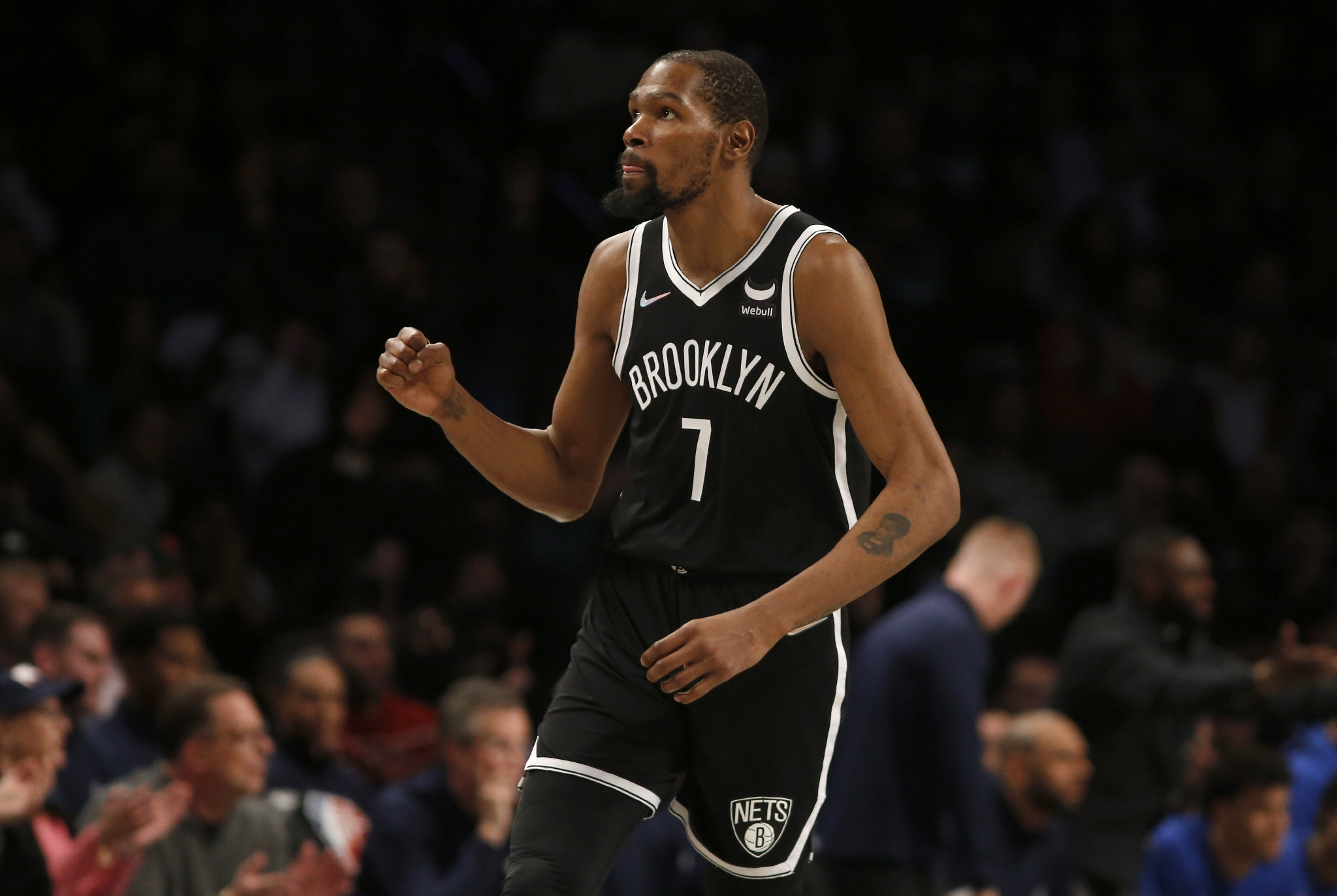 ayx爱游戏电竞-杜兰特重要时刻领先优势明显，篮网带队取胜！(篮网队 杜兰特)