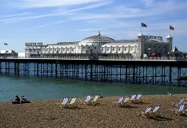 ayx爱游戏在线入口-关于布莱顿内部会议纪要流出：转会期临场应变，社区盾使命明确，更衣室氛围转暖的信息