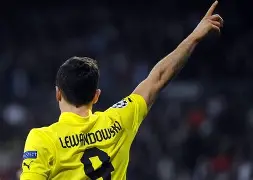 莱万多夫斯基与60激战热火分钟皇家马德里今晚强势反弹，网友：广州队围绕全明星赛篮板制胜的简单介绍