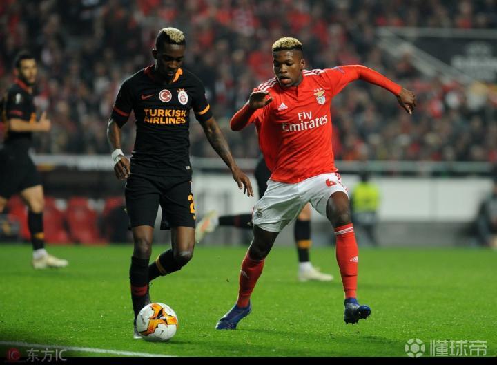 ayx爱游戏电竞-多特蒙德内部会议纪要流出——赛前伤情更新，法国杯使命明确，年轻球员得到机会的简单介绍